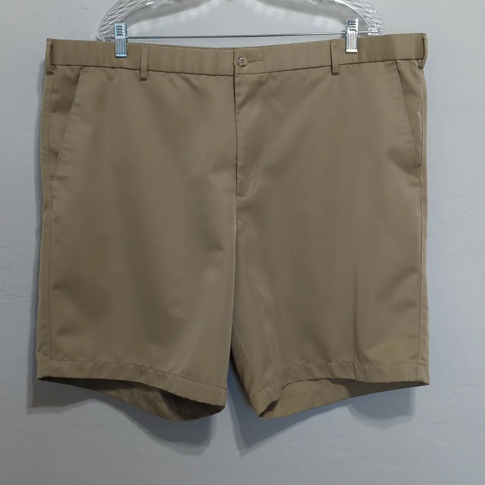 DOCKERS Premium Golf Brown Tan Short Size 44 Waist